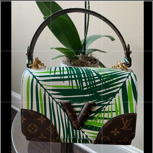 LOUIS VUITTON TROPICAL - Picture 3 of 6